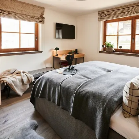 シャレー Serviced Luxury Evi, Ski-in Ski-out *