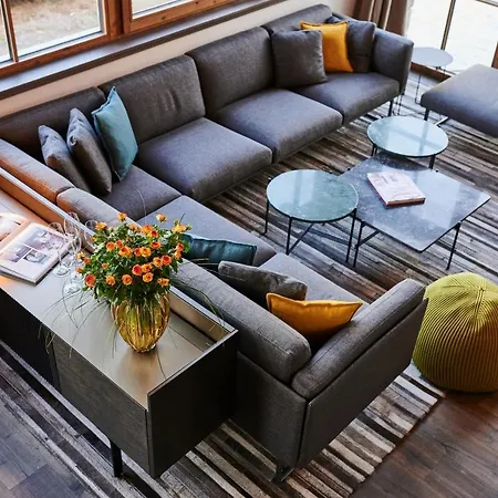 Chalet Serviced Luxury Evi, Ski-in Ski-out