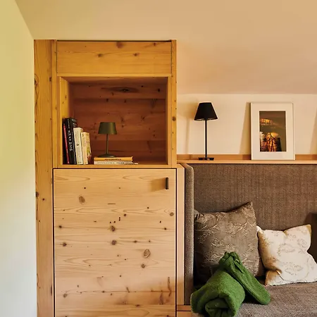 Chalet Serviced Luxury Evi, Ski-in Ski-out