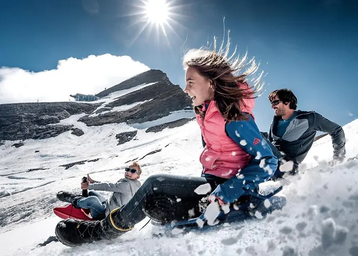 Serviced Luxury Evi, Ski-in Ski-out シャレー *